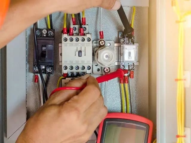 🔧 Mantenimiento de Instalaciones Eléctricas